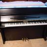 Pleyel 113 cm. zwart